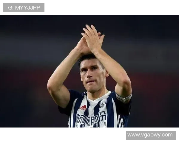 韩国足球明星老将的传奇生涯与年轻球员的崛起对比分析