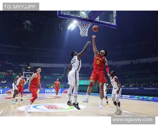 成都篮球队在世界杯预选赛中的耐力表现分析与点评 成都篮球队在世界杯预选赛中的耐力表现分析与点评