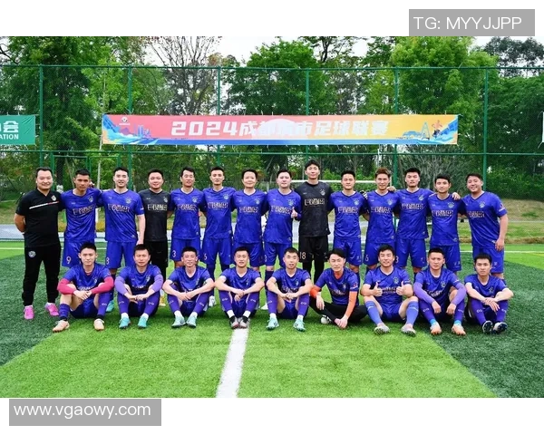 成都足球队迎来转型新篇章洲际杯特别报道展现球队蜕变之路 成都足球队迎来转型新篇章洲际杯特别报道展现球队蜕变之路